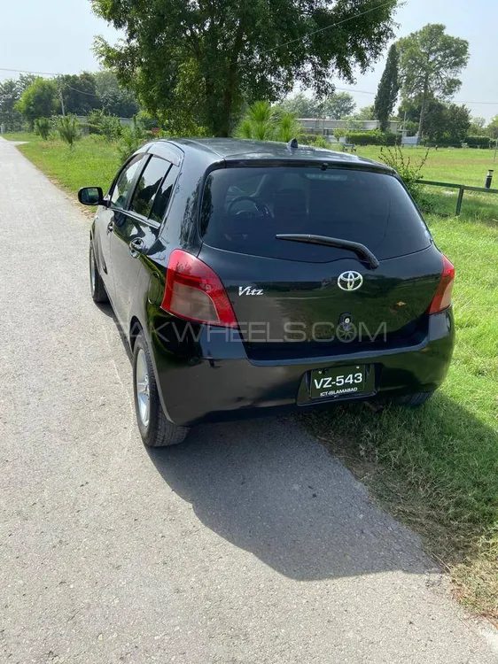 Toyota Vitz 2007 for Sale in Wah cantt Image-1