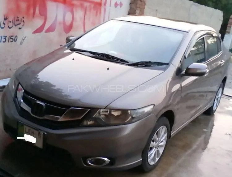 Honda City 2015 for Sale in Faisalabad Image-1