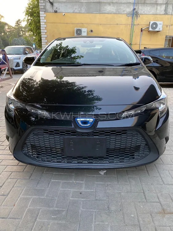 Toyota Corolla 2020 for Sale in Islamabad Image-1