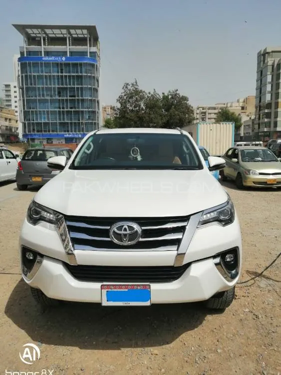 Toyota Fortuner 2019 for Sale in Karachi Image-1