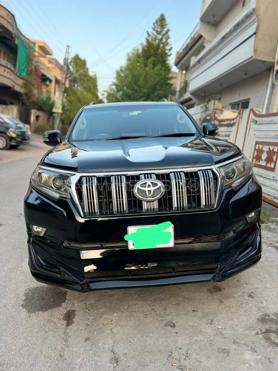 Toyota Prado 2010 for Sale in Islamabad Image-1