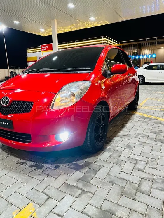 Toyota Vitz 2008 for Sale in Lahore Image-1