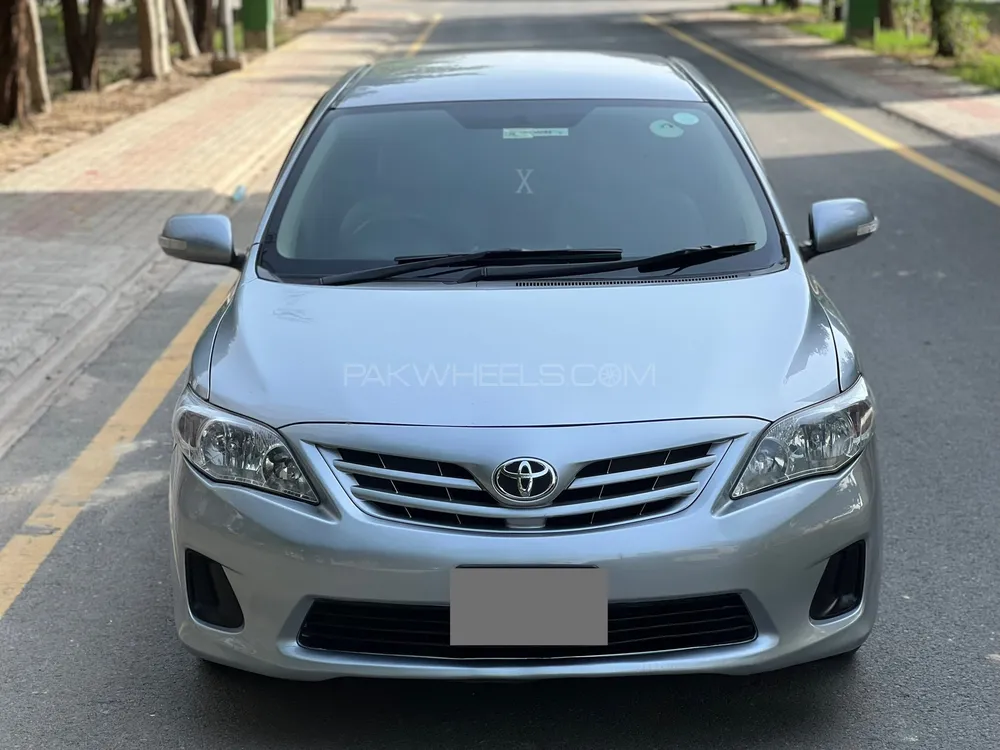Toyota Corolla 2011 for Sale in Lahore Image-1