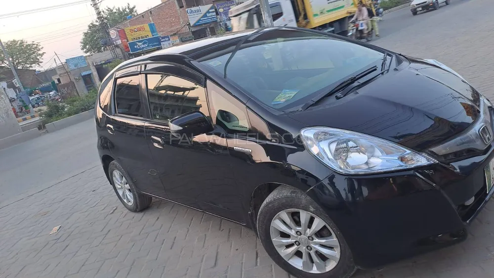Honda Fit 2012 for Sale in Lahore Image-1