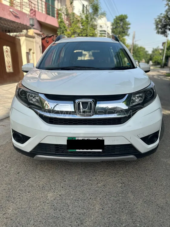 Honda BR-V 2017 for Sale in Lahore Image-1