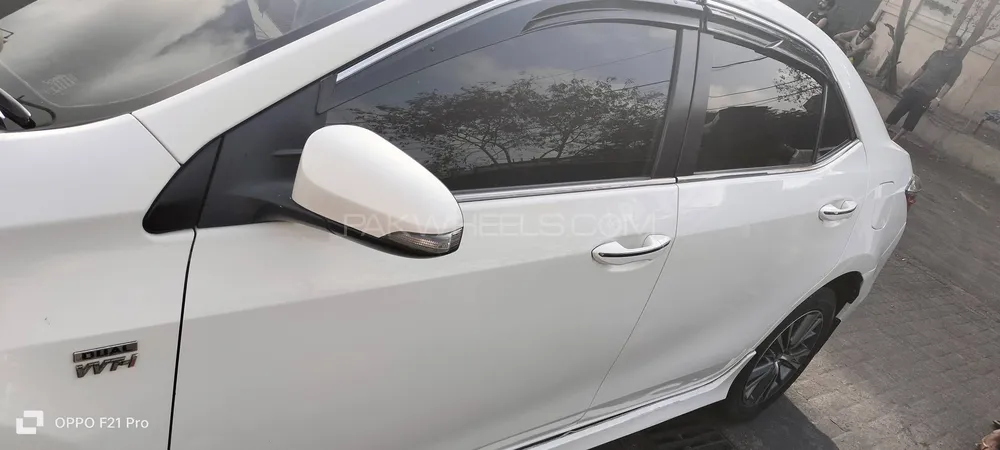Toyota Corolla 2018 for Sale in Karachi Image-1