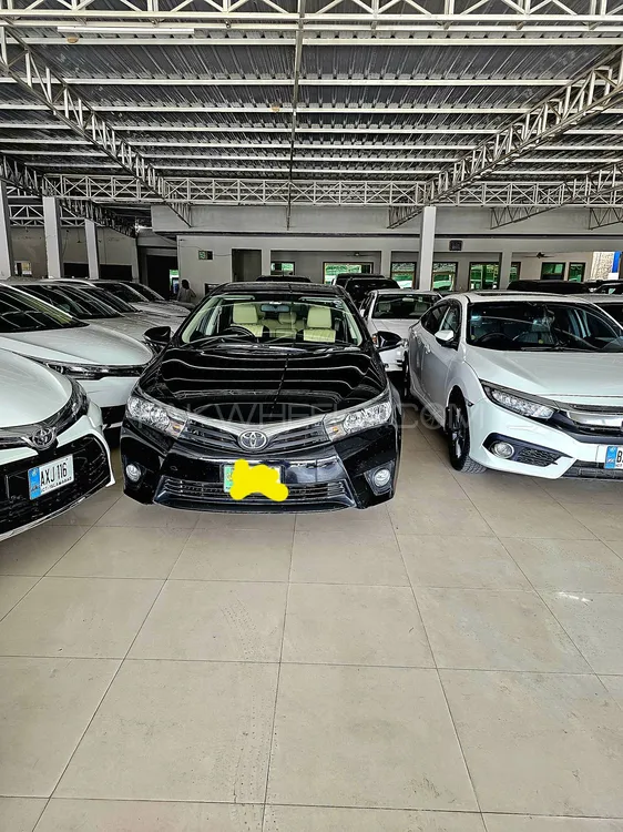 Toyota Corolla 2016 for Sale in Peshawar Image-1