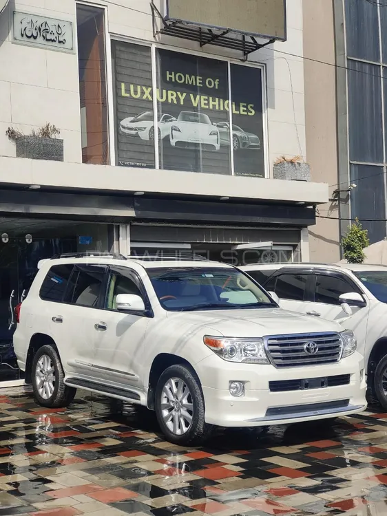 Toyota Land Cruiser 2013 for Sale in Lahore Image-1
