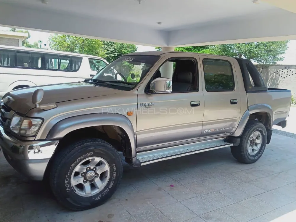 Toyota Hilux 2003 for Sale in Lahore Image-1