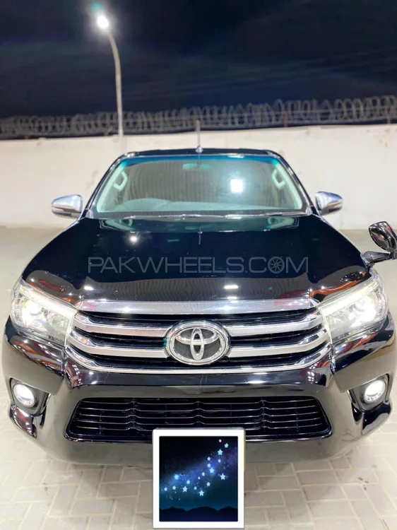 Toyota Hilux 2018 for Sale in Hyderabad Image-1