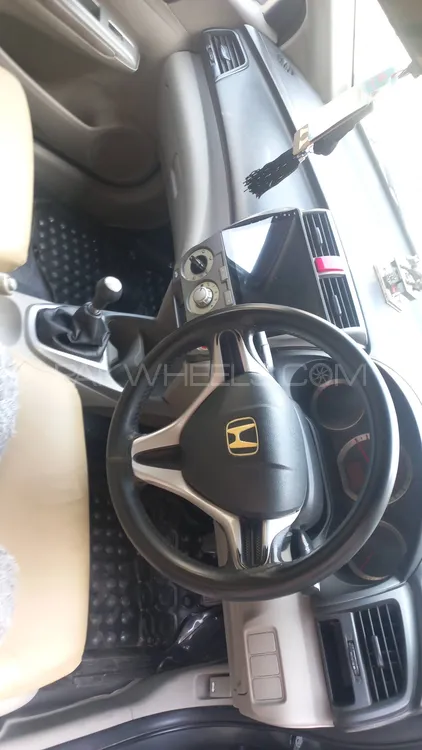Honda City 2013 for Sale in Faisalabad Image-1