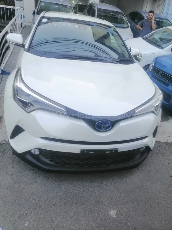 Toyota C-HR 2018 for Sale in Lahore Image-1