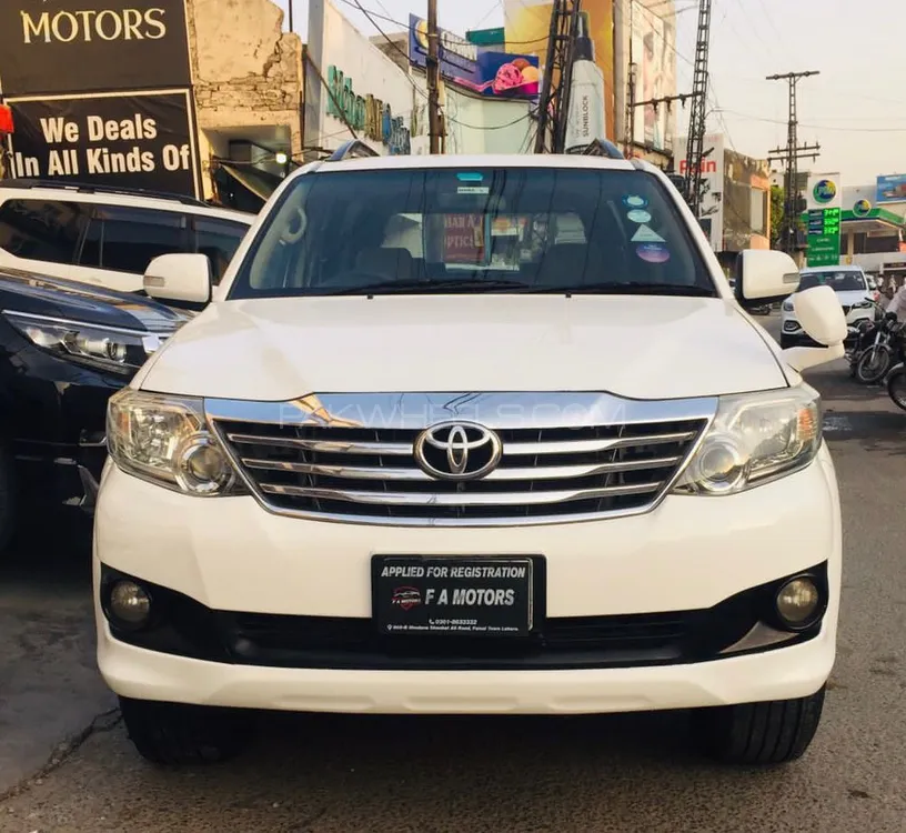 Toyota Fortuner 2014 for Sale in Lahore Image-1