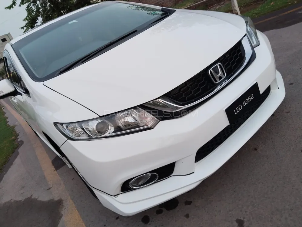 Honda Civic 2016 for Sale in Multan Image-1