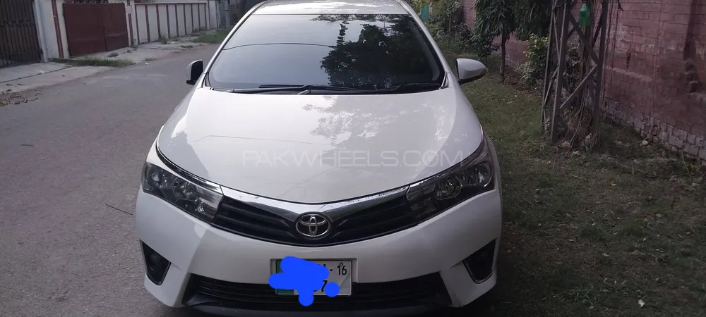 Toyota Corolla 2016 for Sale in Lahore Image-1