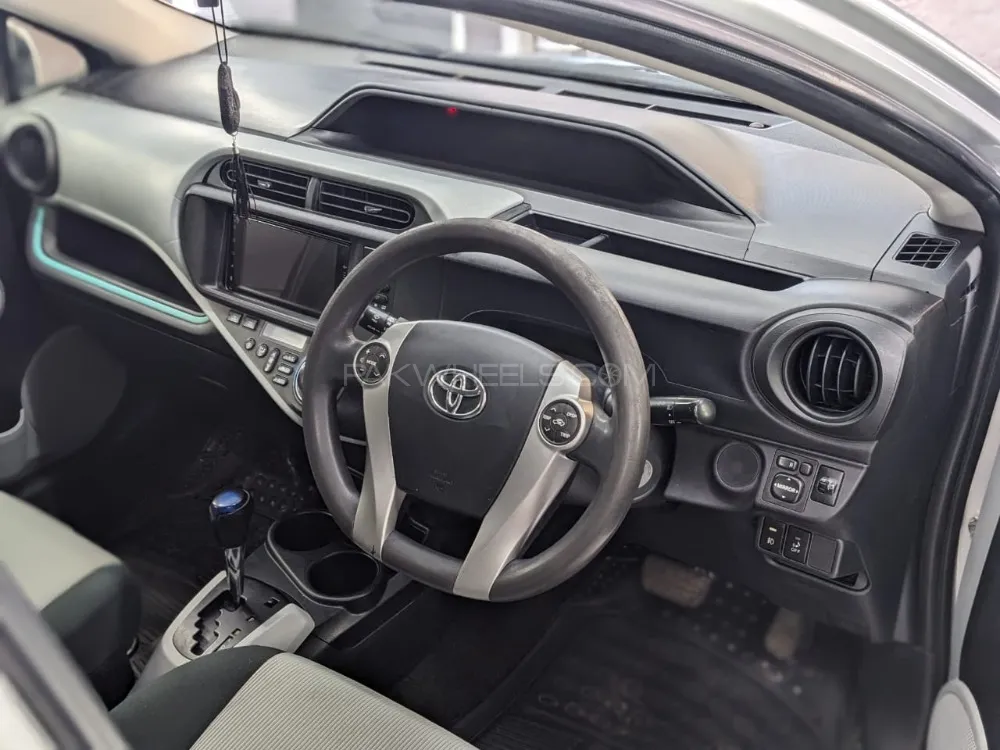 Toyota Aqua 2012 for Sale in Faisalabad Image-1