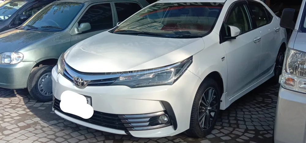 Toyota Corolla 2018 for Sale in Peshawar Image-1