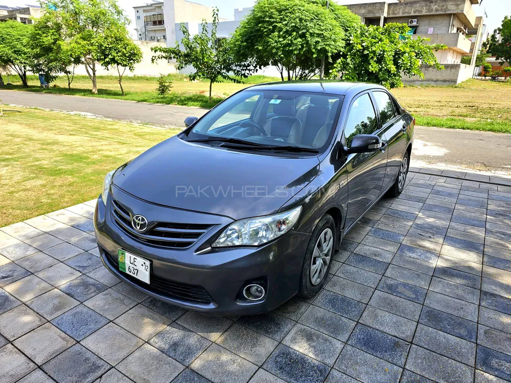Toyota Corolla 2012 for Sale in Lahore Image-1