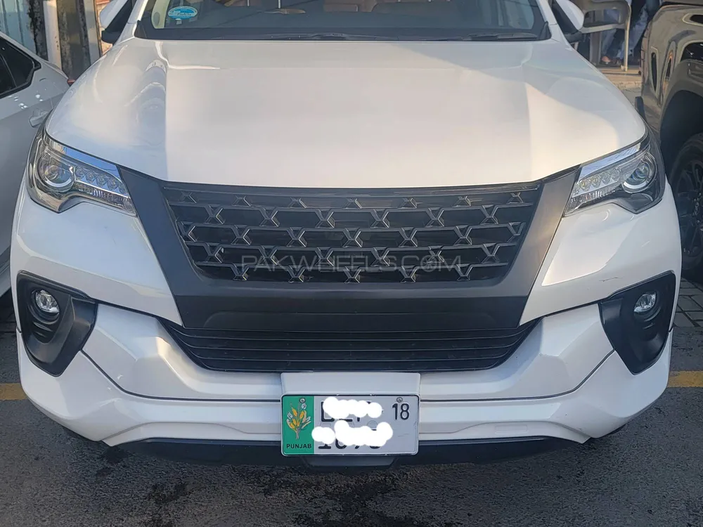 Toyota Fortuner 2018 for Sale in Sialkot Image-1