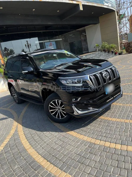 Toyota Prado 2010 for Sale in Islamabad Image-1