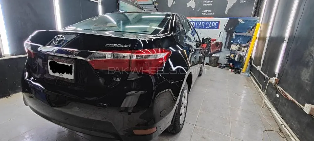 Toyota Corolla 2015 for Sale in Karachi Image-1