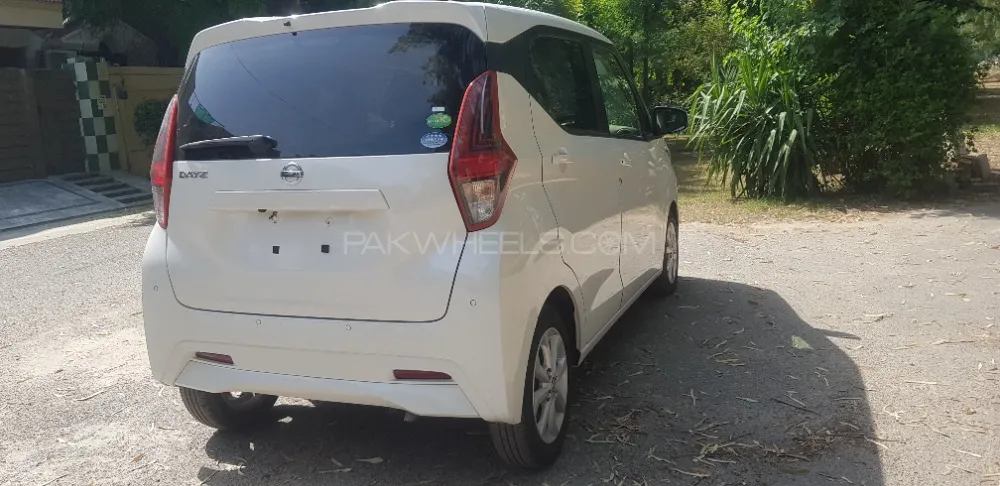 Nissan Dayz Highway Star 2020 for Sale in Lahore Image-1
