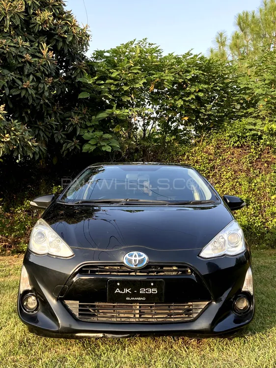 Toyota Aqua 2015 for Sale in Wah cantt Image-1