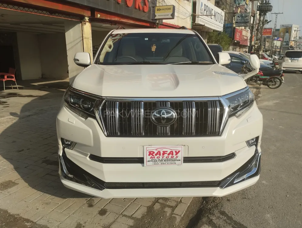 Toyota Prado 2018 for Sale in Lahore Image-1