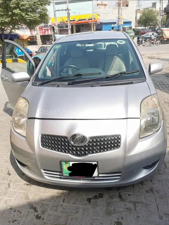 Toyota Vitz B Intelligent Package 1.0 2009 For Sale In Lahore | PakWheels