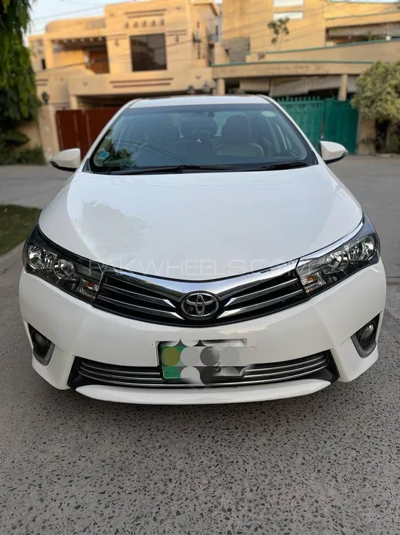 Toyota Corolla 2017 for Sale in Lahore Image-1