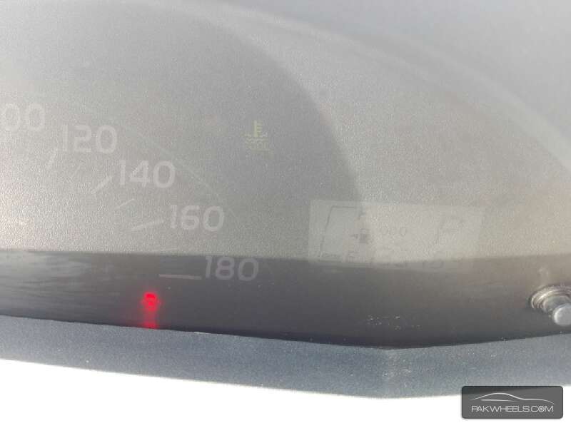 Toyota Vitz 2005 for Sale in Karachi Image-1