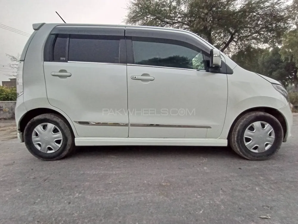 Suzuki Wagon R 2012 for Sale in Okara Image-1