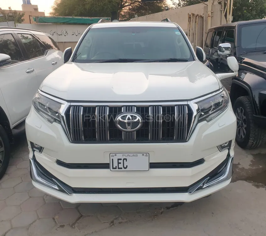 Toyota Prado 2010 for Sale in Lahore Image-1