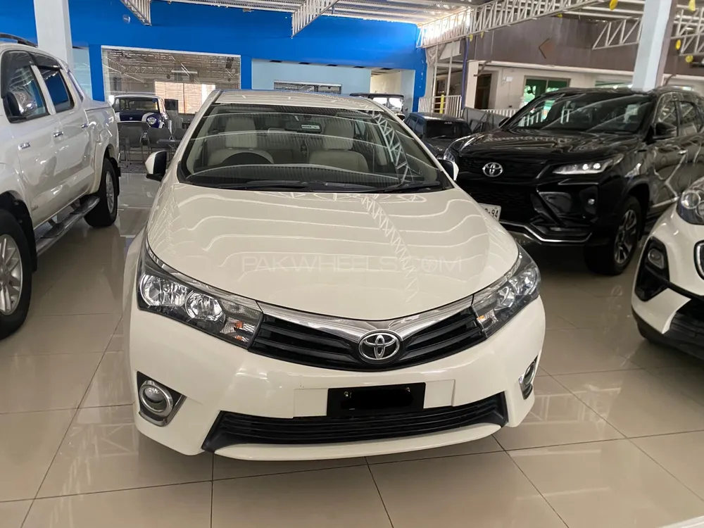 Toyota Corolla 2016 for Sale in Peshawar Image-1