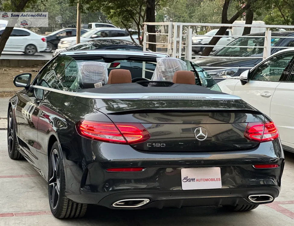 Mercedes Benz C Class Cabriolet 2021 for Sale in Karachi Mercedes Benz C Class Cabriolet 2021 for Sale in Karachi Image-10