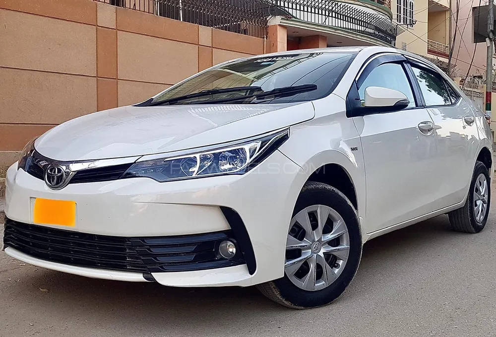 Toyota Corolla GLi Automatic 1.3 VVTi 2018 for sale in Karachi | PakWheels