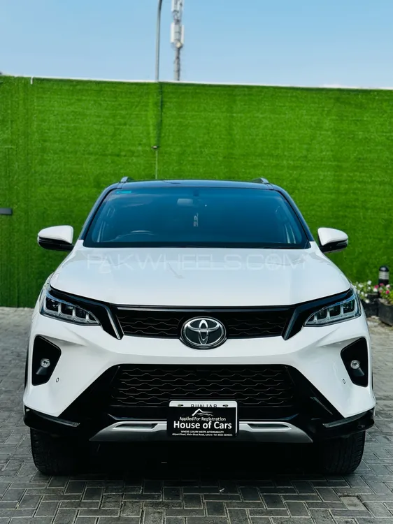 Toyota Fortuner 2022 for Sale in Lahore Image-1