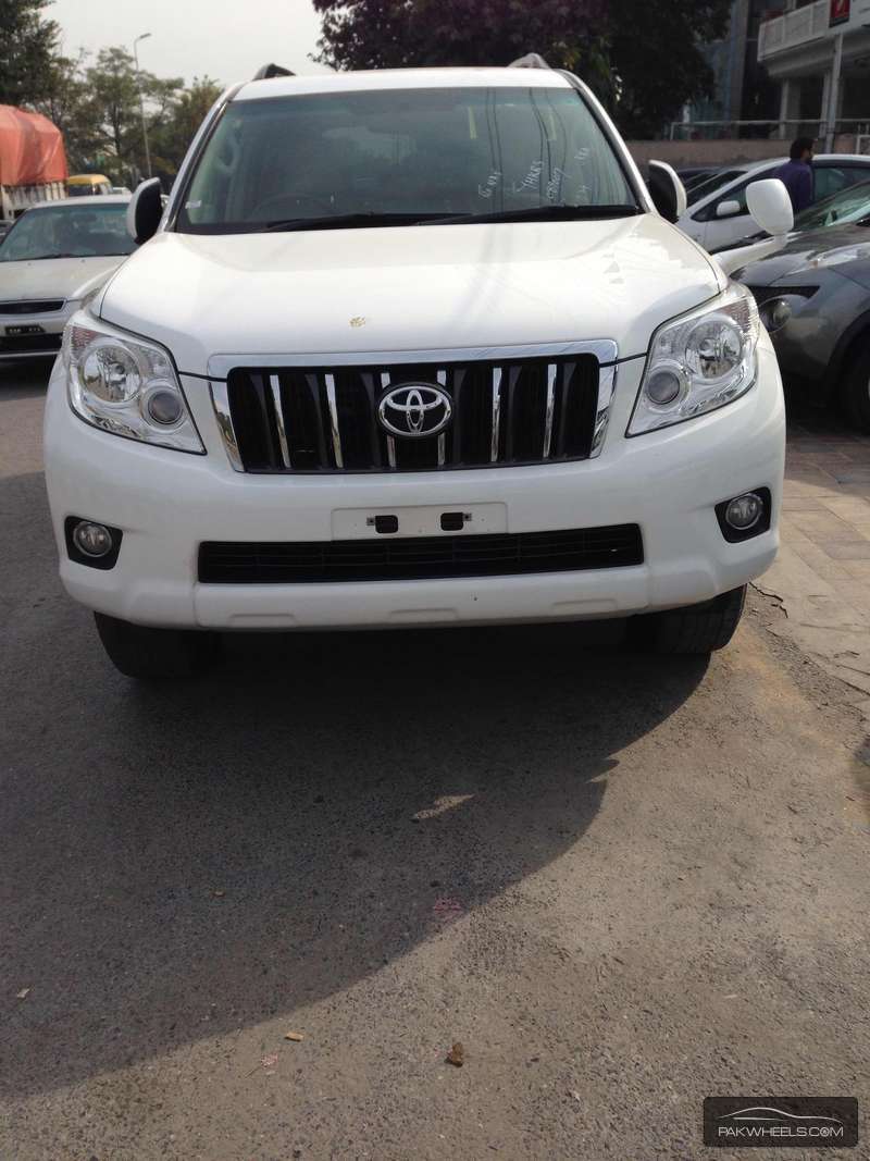 Toyota Prado 2010 for Sale in Lahore Image-1
