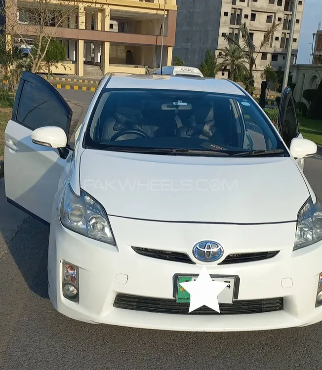 Toyota Prius 2010 for sale in Jhelum PakWheels