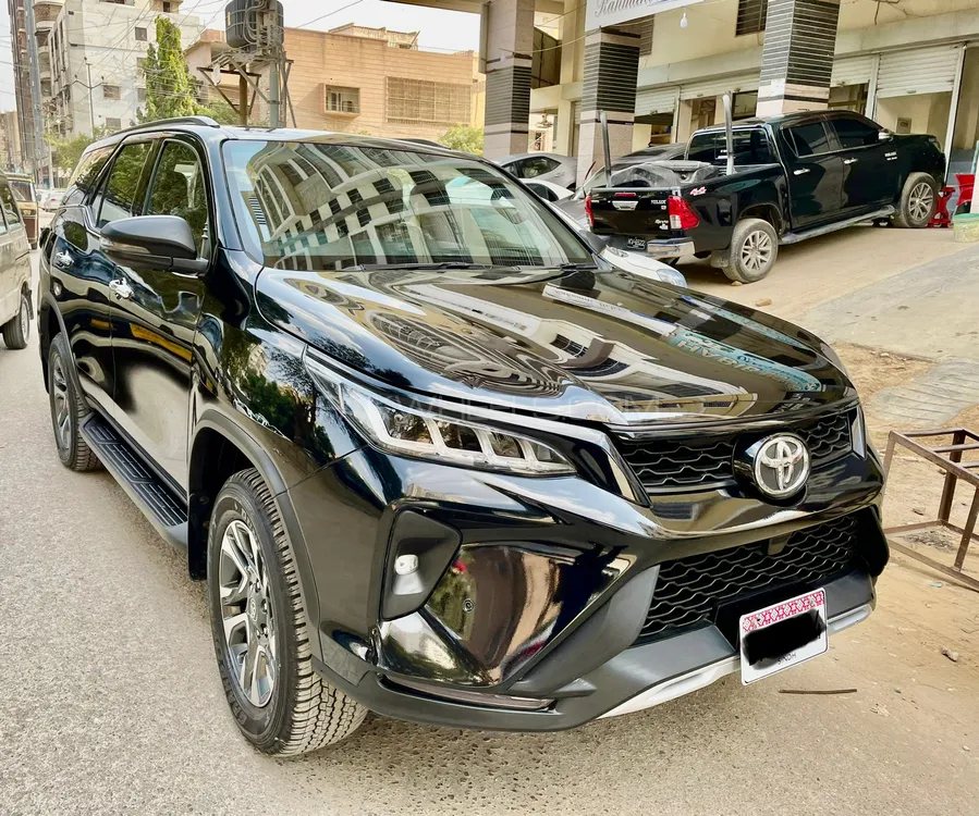Toyota Fortuner 2022 for Sale in Karachi Image-1