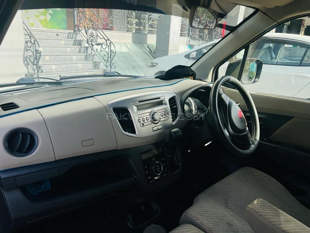 Suzuki Wagon R 2013 for Sale in Peshawar Image-1