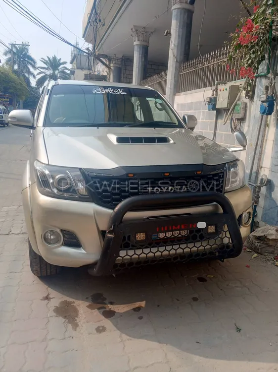Toyota Hilux 2006 for Sale in Sialkot Image-1