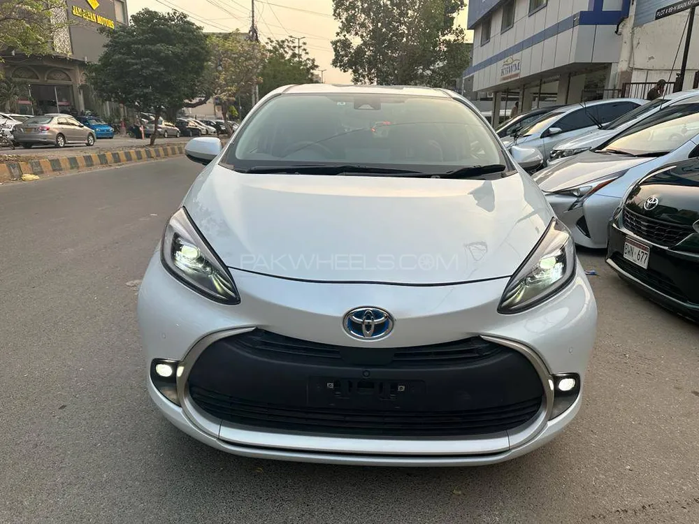 Toyota Aqua 2021 for Sale in Karachi Image-1