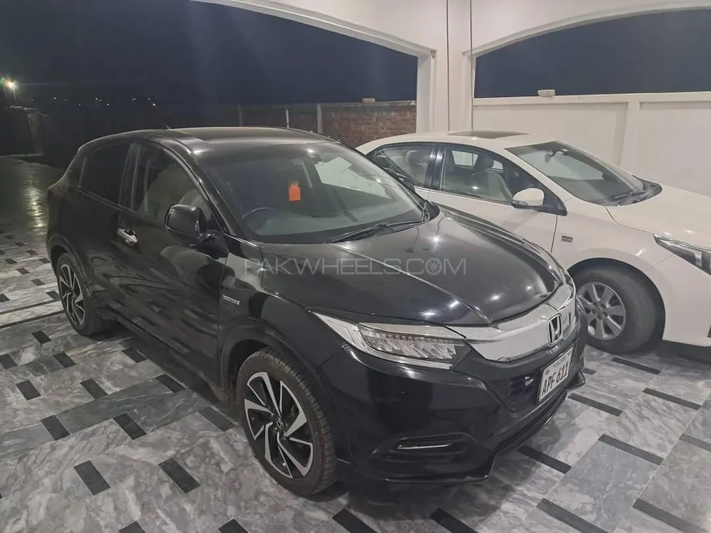 Honda Vezel 2019 for Sale in Lahore Image-1