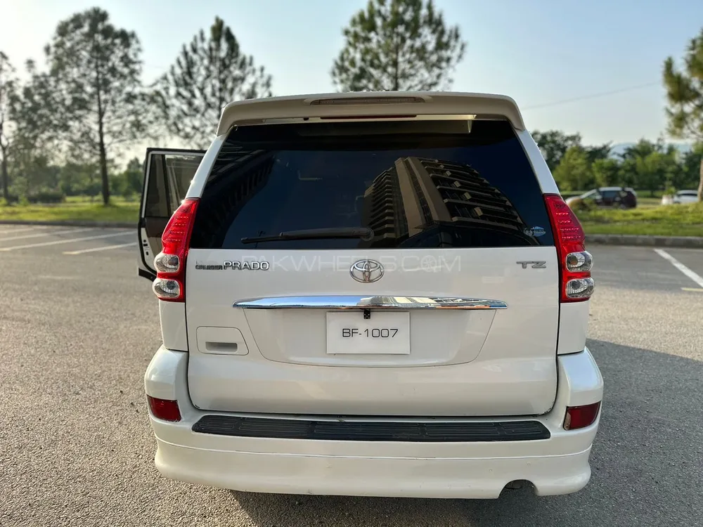 Toyota Prado 2004 for Sale in Islamabad Image-1