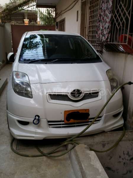 Toyota Vitz 2006 for Sale in Karachi Image-1