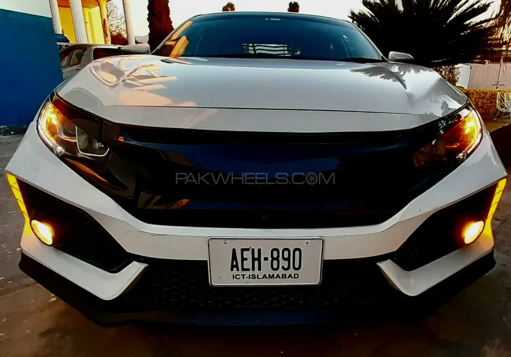 Honda Civic 2017 for Sale in Mansehra Image-1