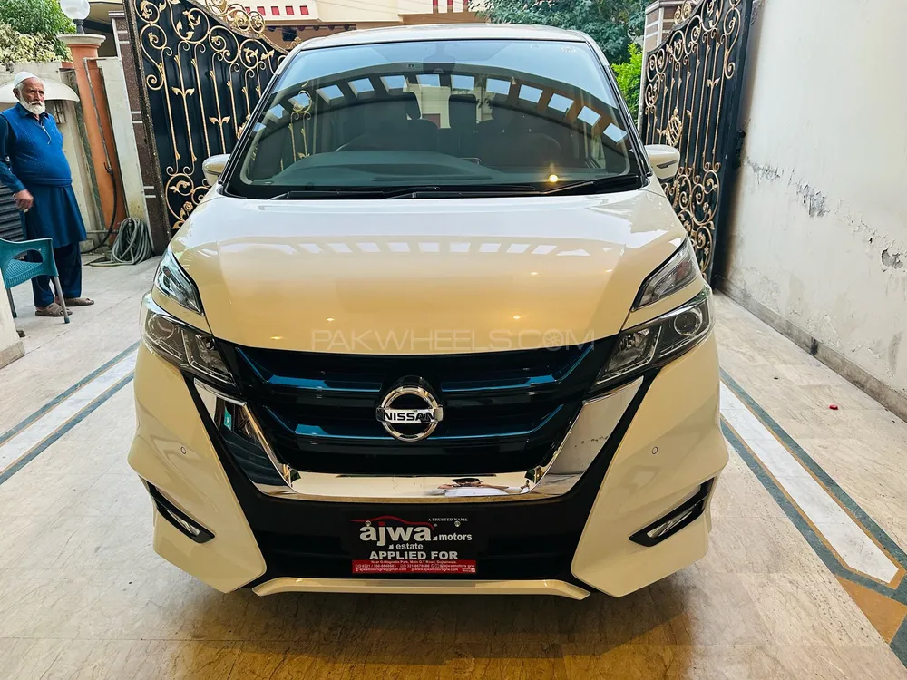 Nissan Serena 2019 for Sale in Gujranwala Image-1