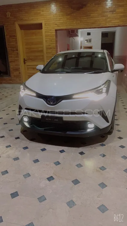 Toyota C-HR 2018 for Sale in Peshawar Image-1