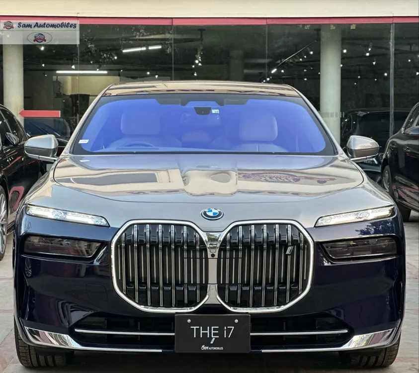 BMW 7 Series 2023 for Sale in Karachi Image-1